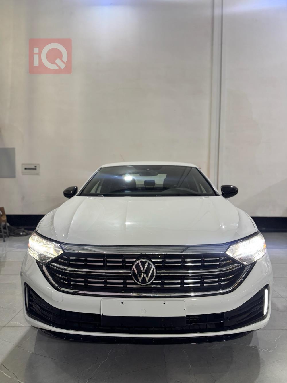 https://cdn.iqcars.ioimage_picker_FB3A84E1-AE9F-4A25-B751-8F76CF434499-5047-00000152BB9116D4_out.jpg